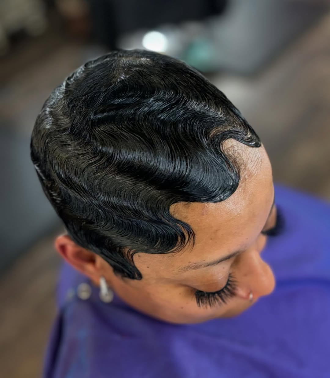 Vintage Short Curled Hairstyle