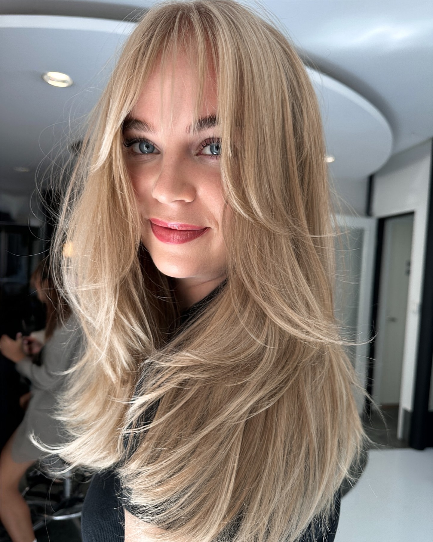Salon-Fresh Light Bangs
