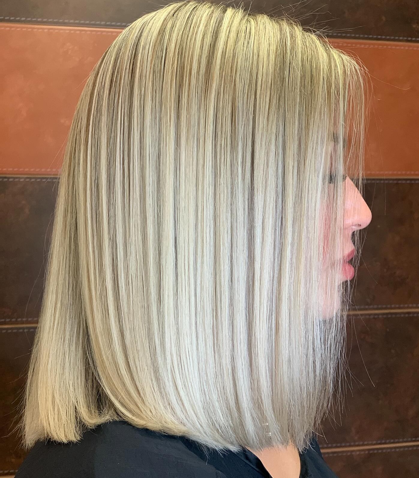 Sleek Lob with Blunt Ends