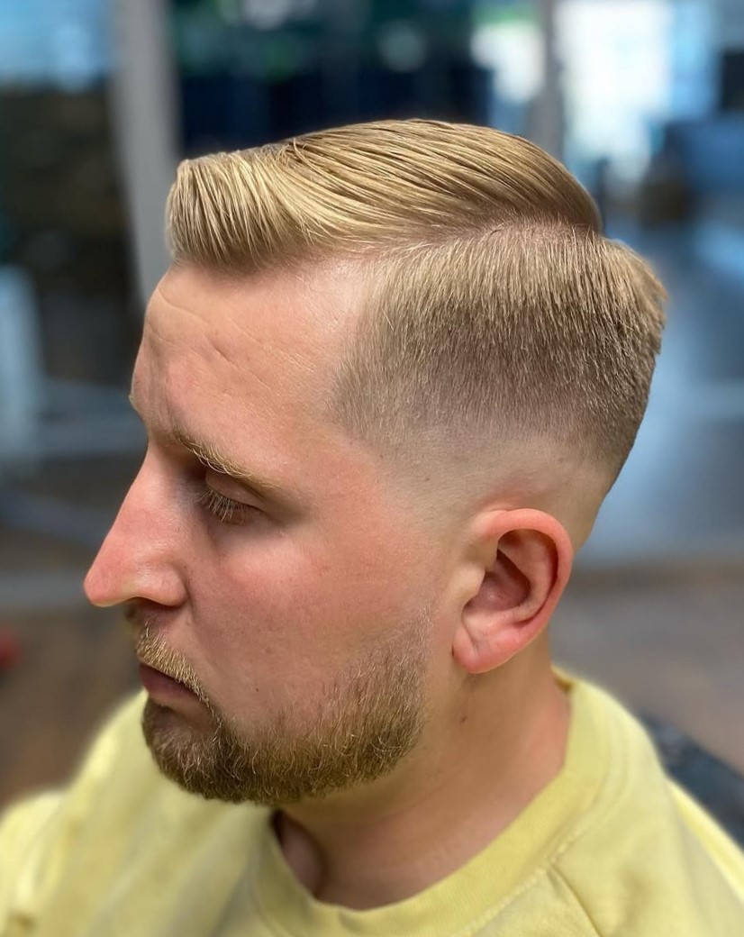 Mens Sleek Side Part Hairstyle