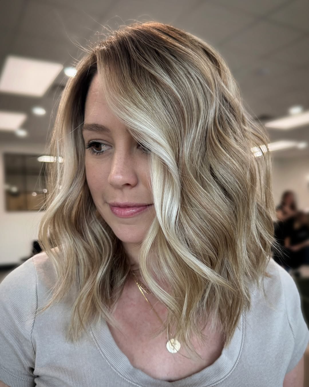 Lob for Fine Hair and an Oval Face