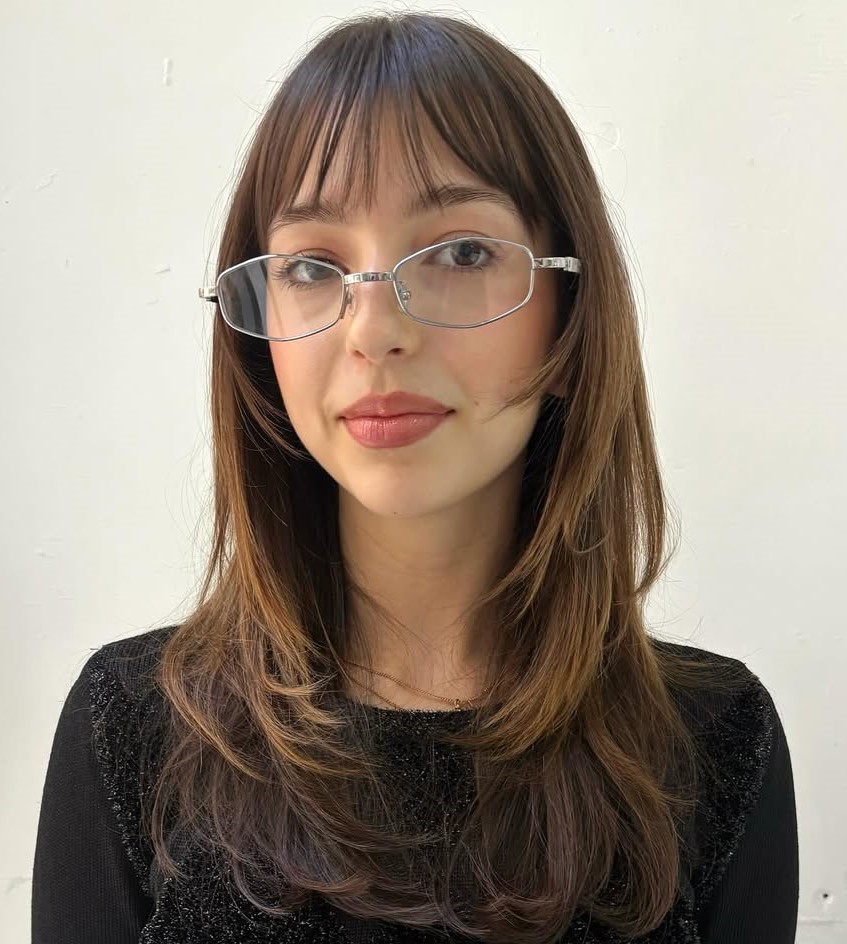 Wispy Bangs for an Oval Face