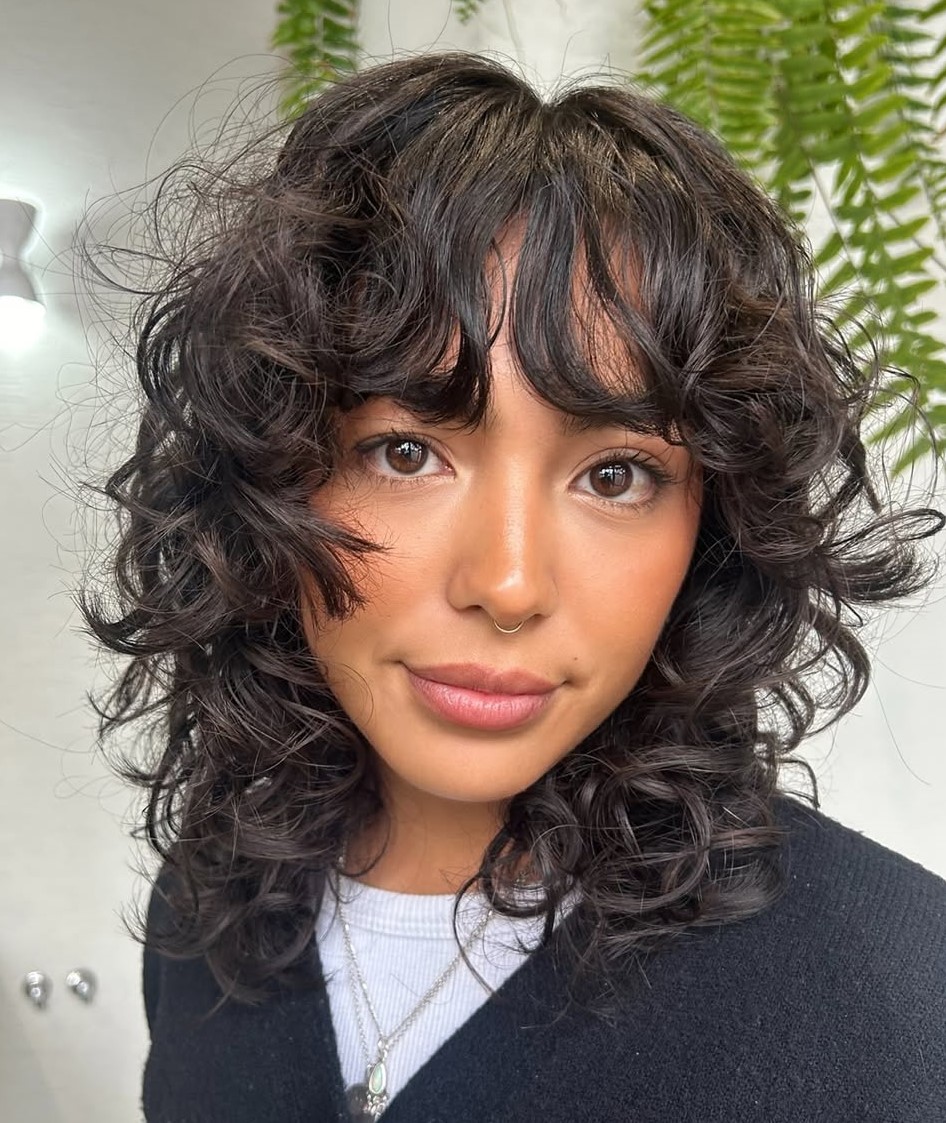 Medium Curly Shag for Oval Faces