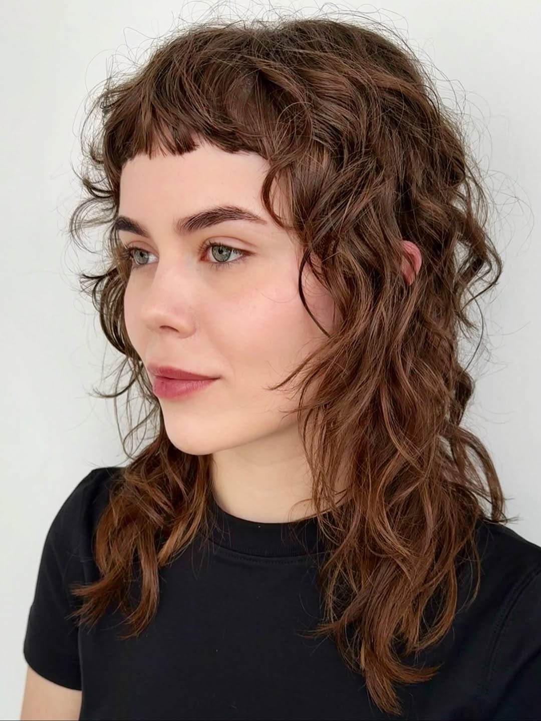 Textured Shullet for Oval Faces
