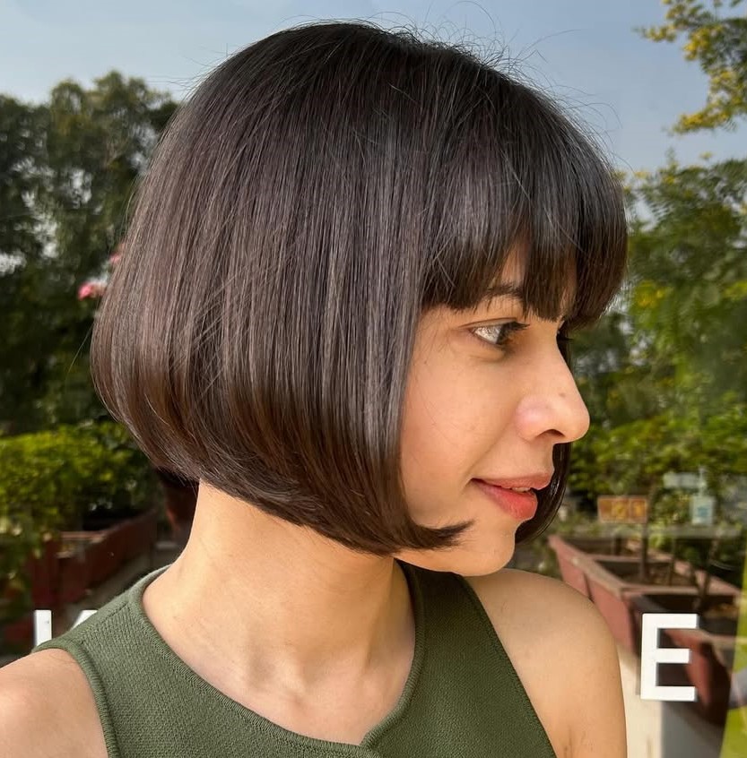 Bob with Bangs for an Oval Face