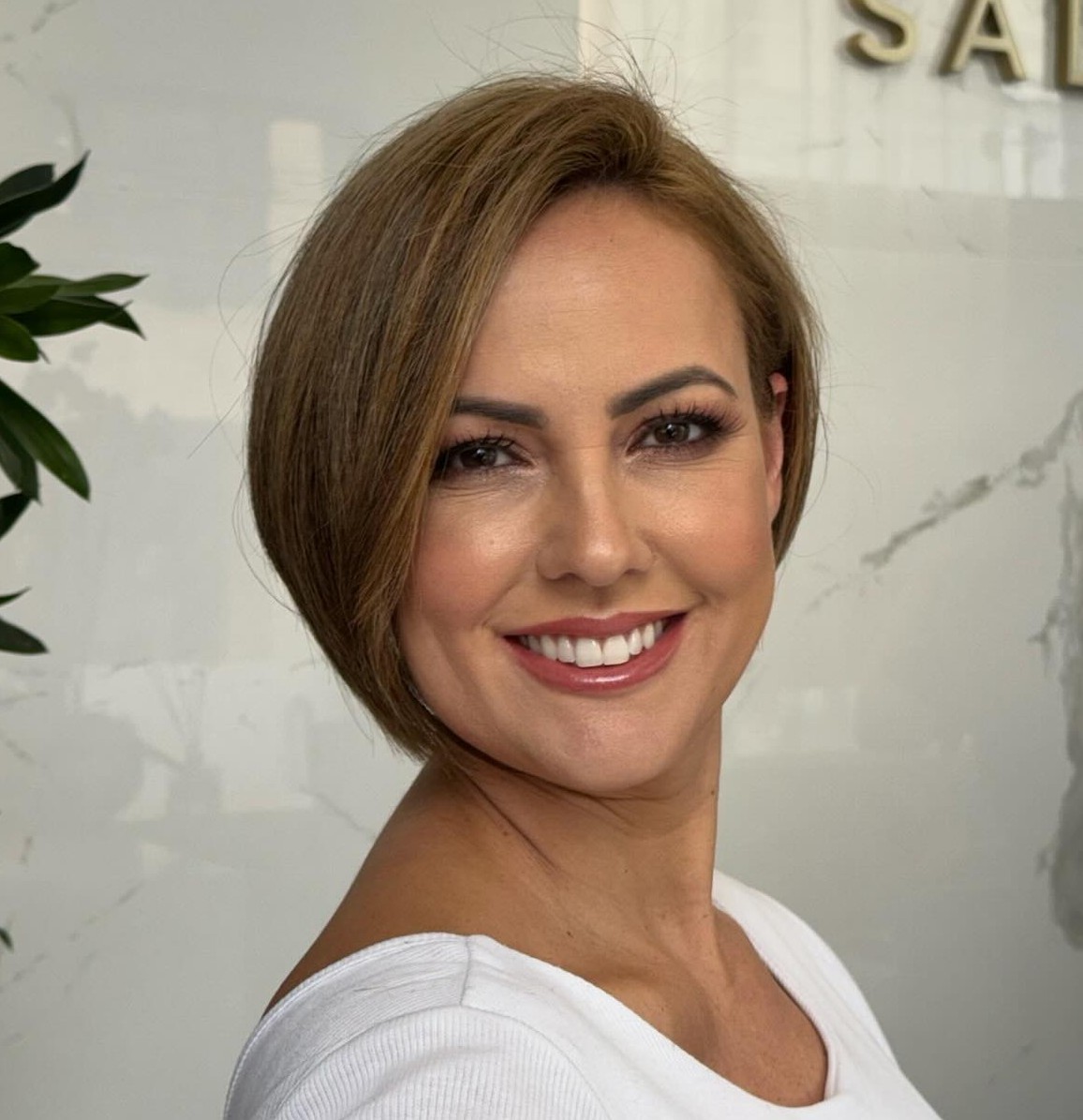 Chin-Length Bob for a Big Forehead