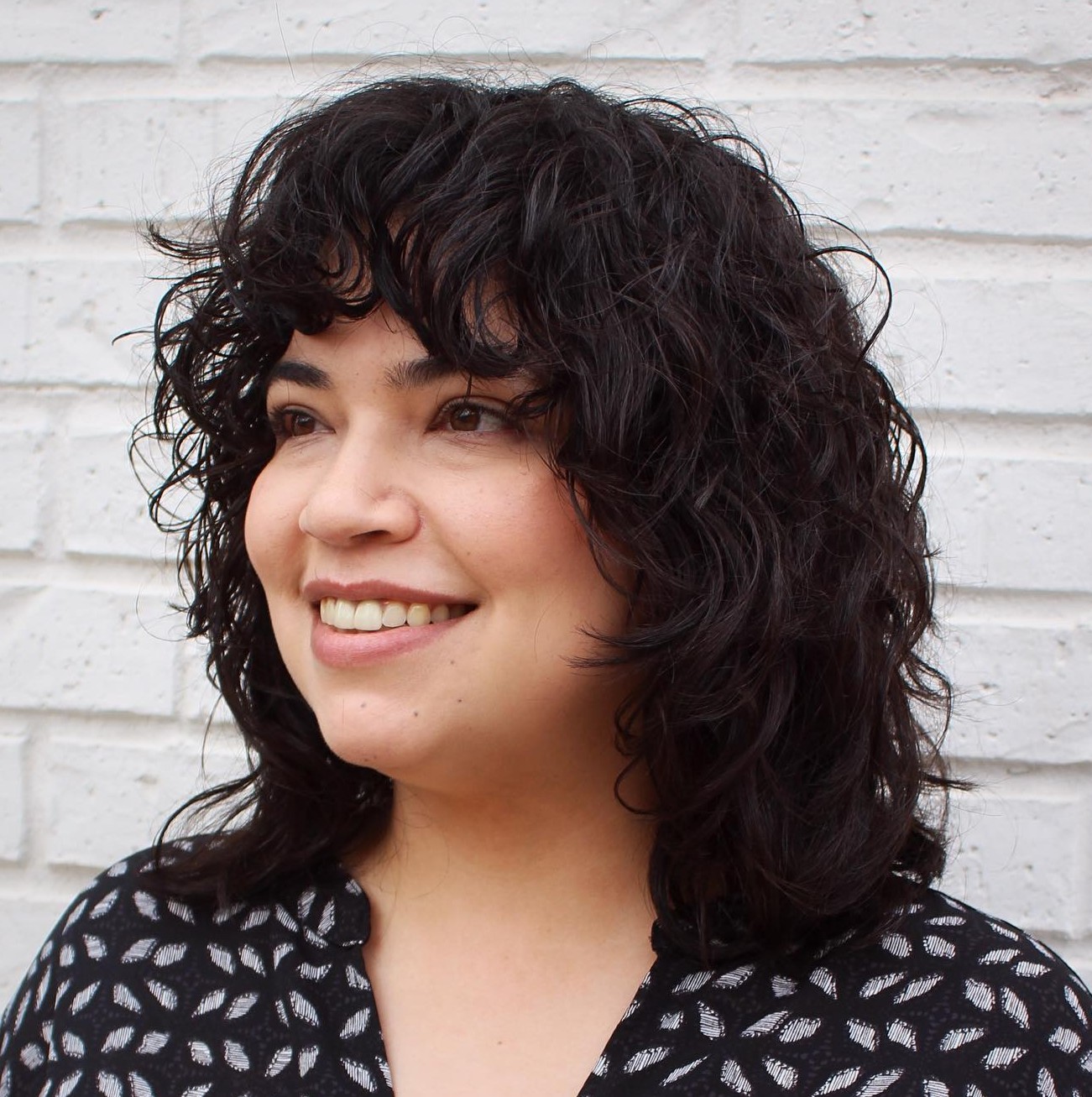 Medium Wavy Hair with Bangs