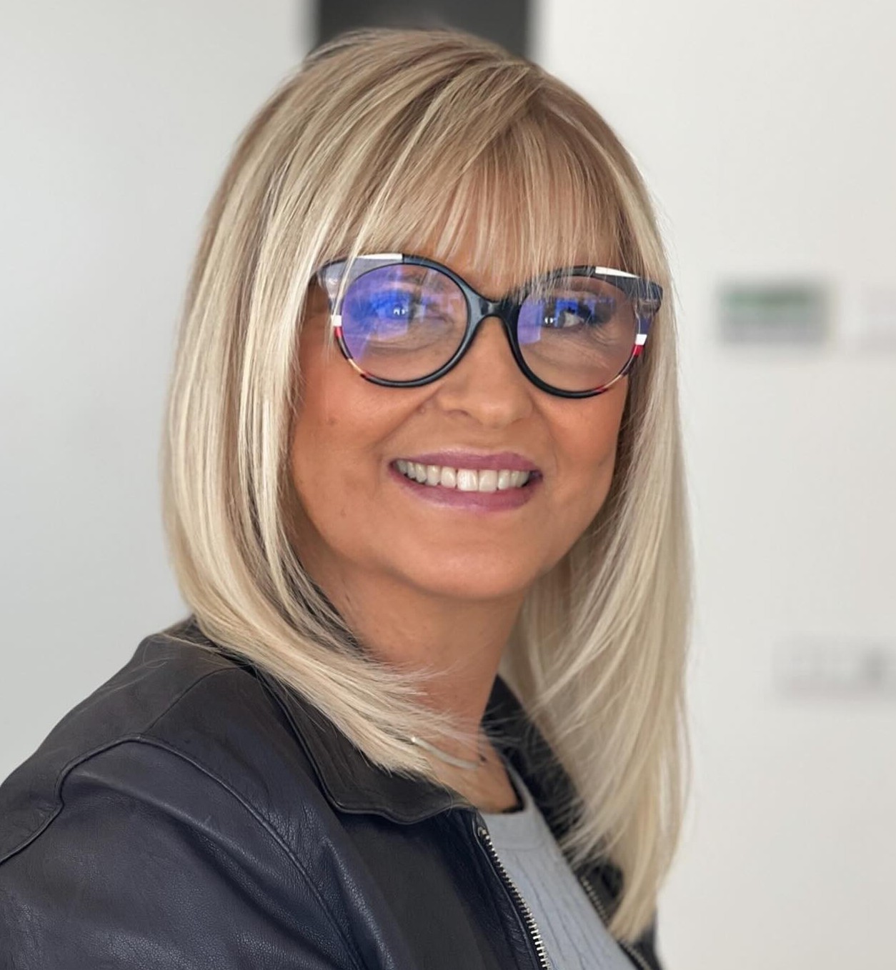 Bangs For Older Women's Square Faces