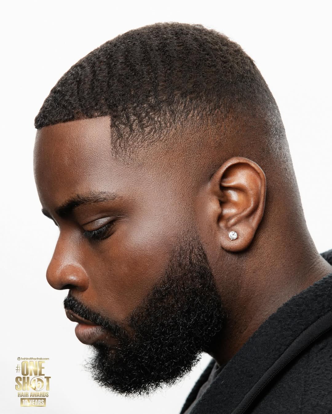 Black Fade with Waves