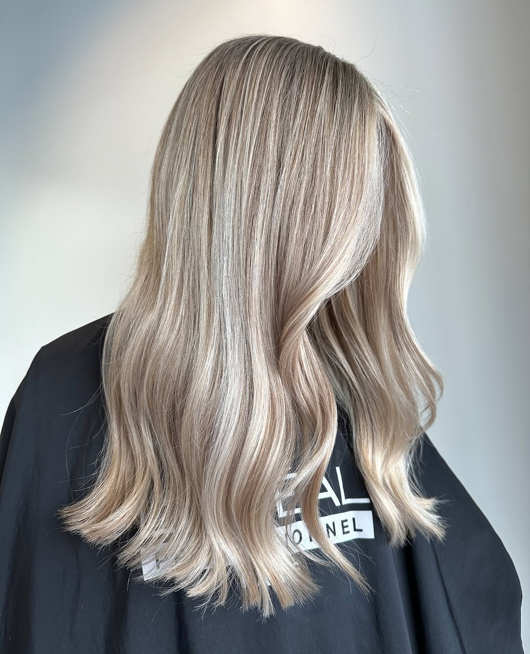 Cool-Tone Blonde Highlights
