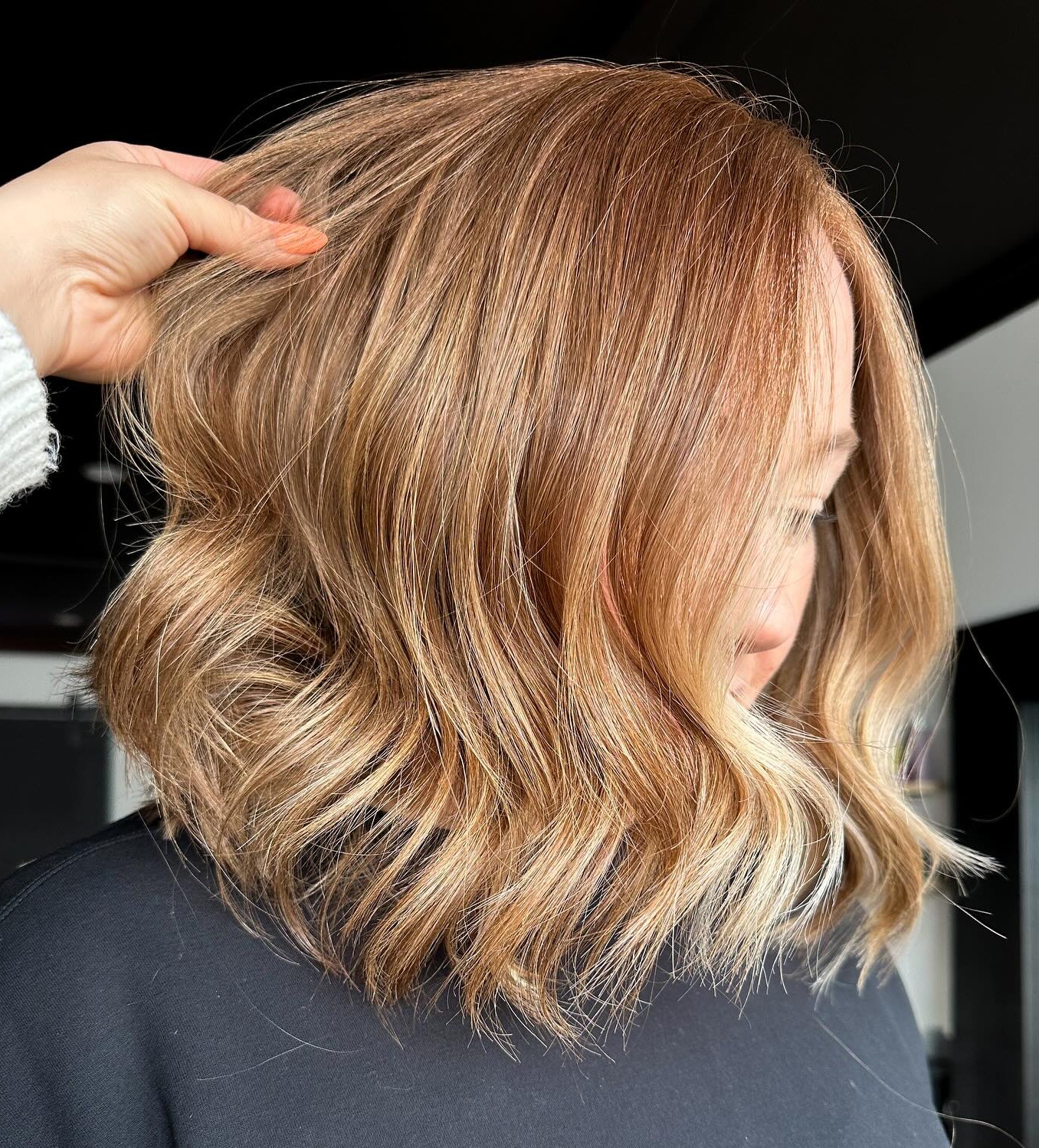 Below-the-Chin Strawberry Lob