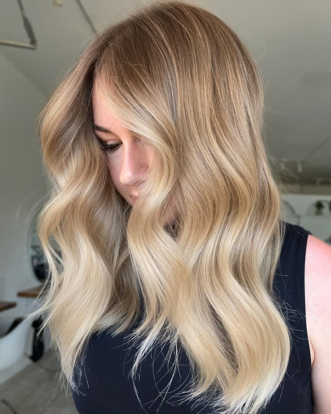 Low-Maintenance Blonde Highlights